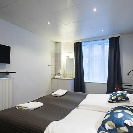 Go Hotel Saga-2